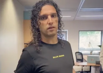 WOW: Vermeend slachtoffer Ali B laat via Instagram duidelijk van zich horen