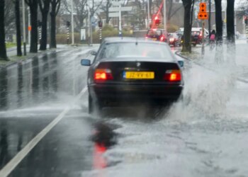 Nee! We kunnen waarschijnlijk geen temperaturen boven de 25 graden verwachten deze zomer