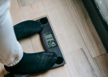 Eerst wegen vóór het boarden? De nieuwste trend bij deze vliegmaatschappij!